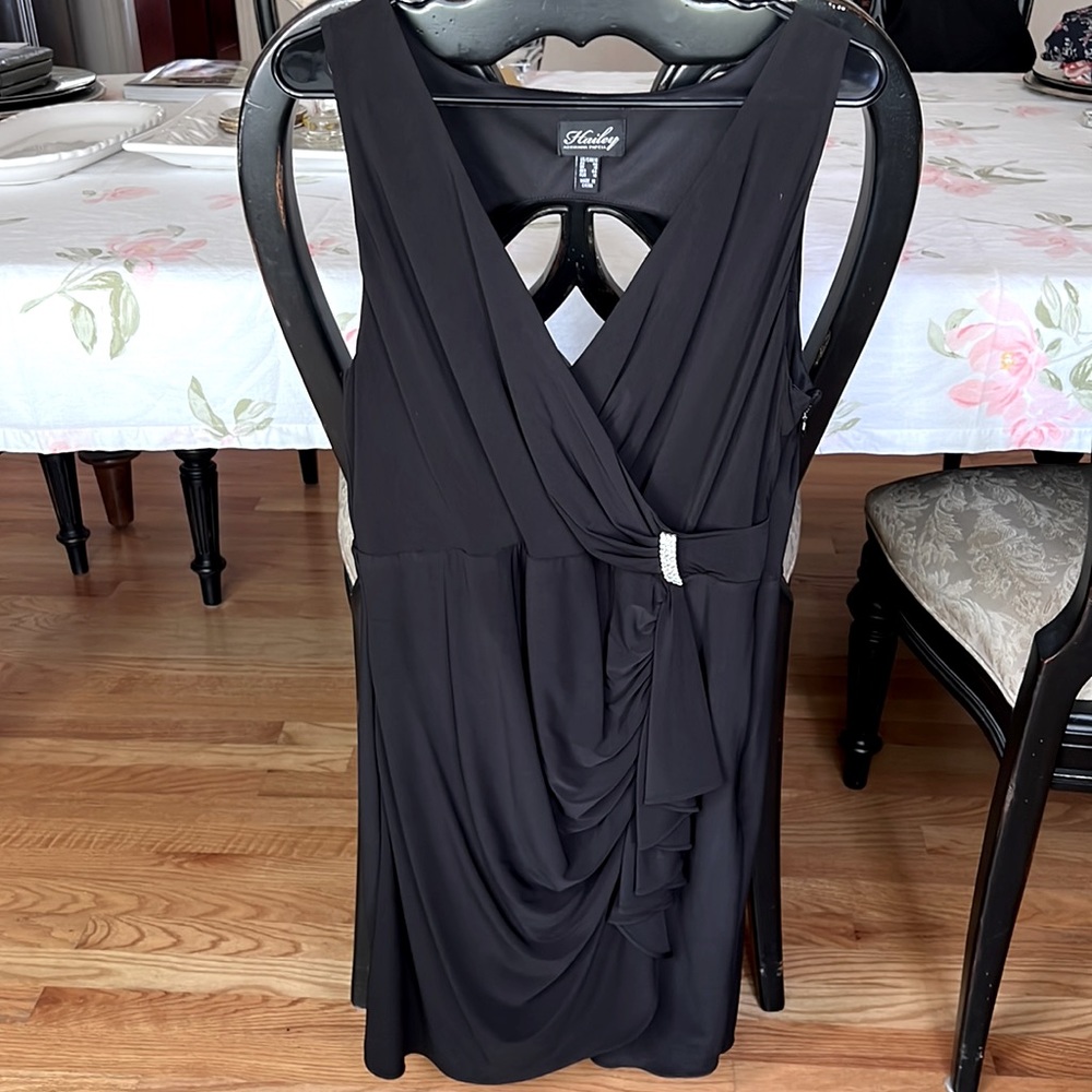 Hailey by Adrianna Papell cocktail black dress